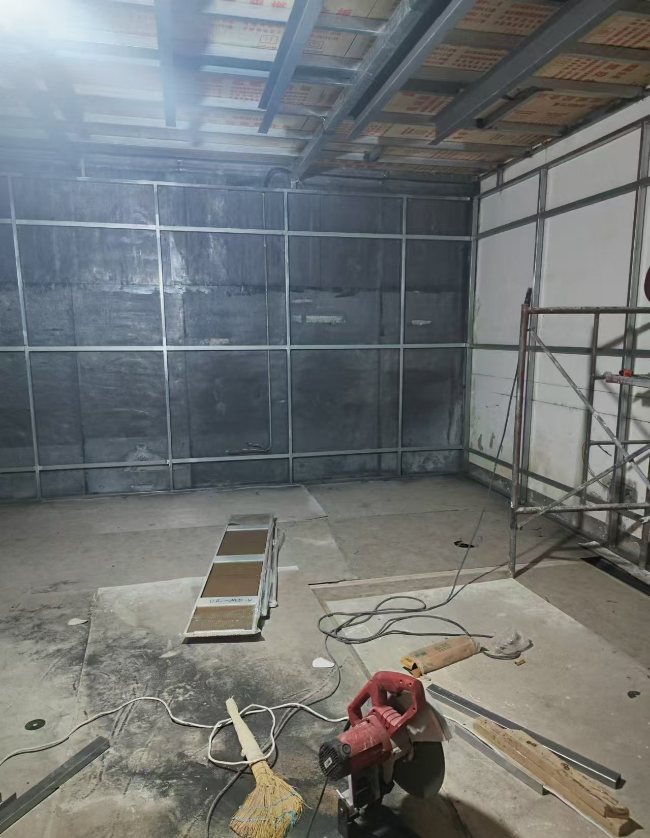 河源SRT室治疗室铅板施工